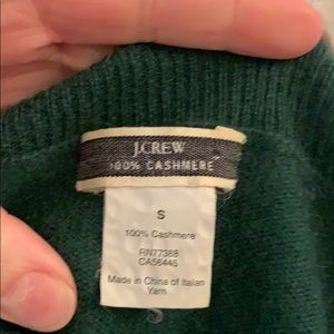 100% cashmere green j crew sweater